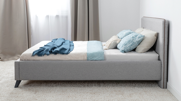 Кровать Миа 160 рогожка серый, кант желтовато-коричневый с ортопедическим основанием и подъемным механизмом