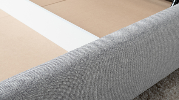 Кровать Миа 160 рогожка серый, кант желтовато-коричневый с ортопедическим основанием и подъемным механизмом